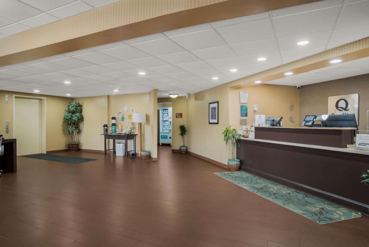 Quality Inn & Suites צ'יימברסבורג מראה חיצוני תמונה