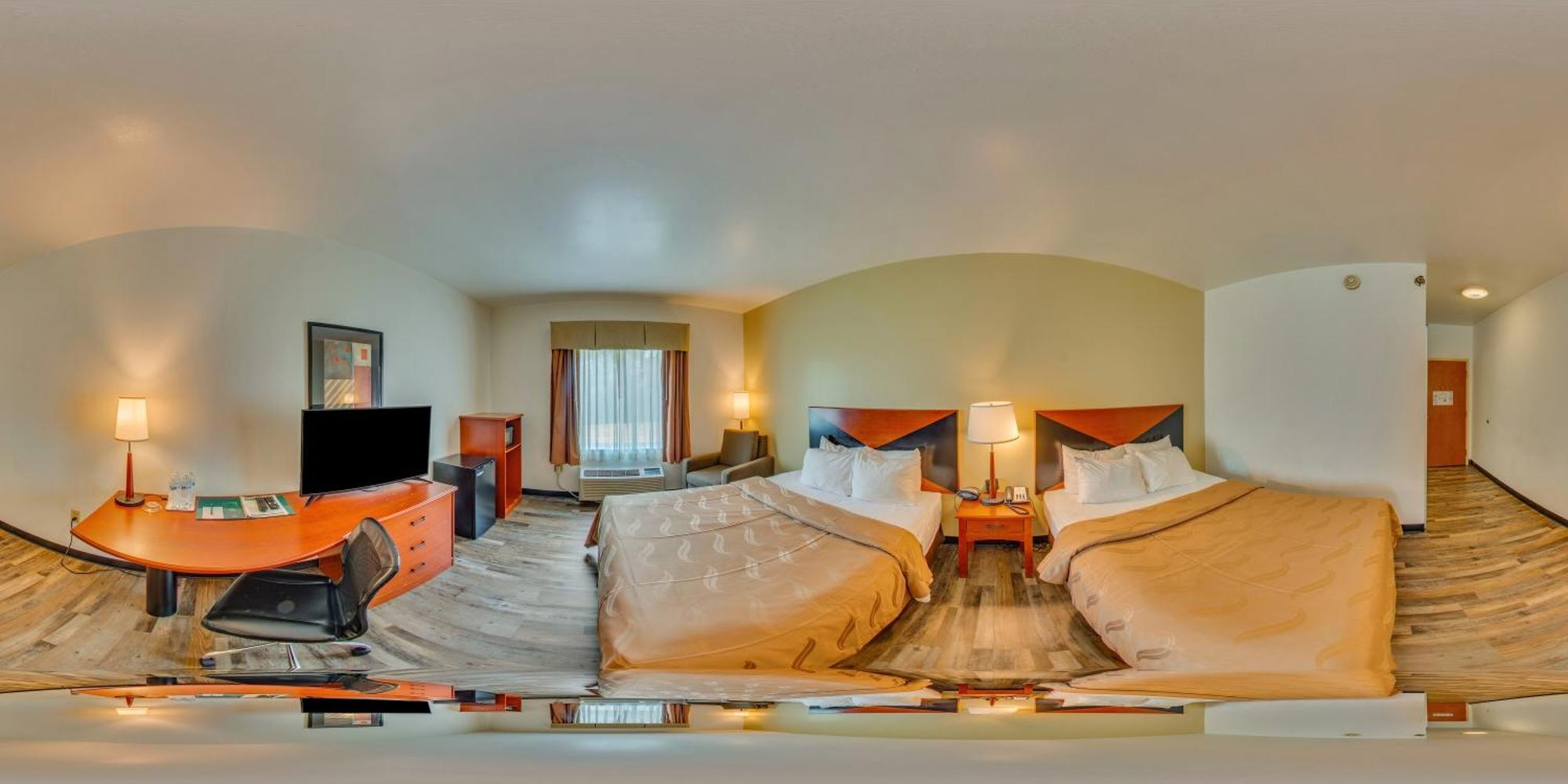 Quality Inn & Suites צ'יימברסבורג מראה חיצוני תמונה